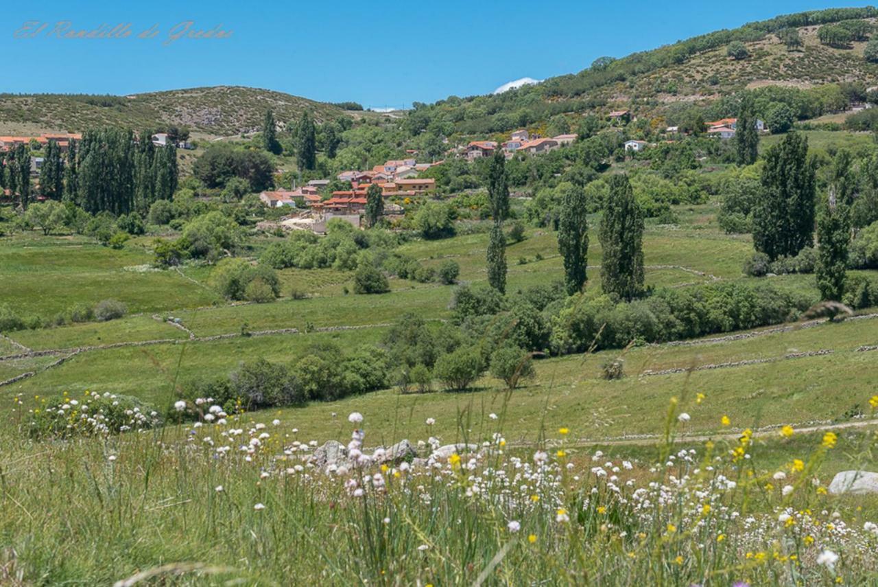 El Rondillo De Gredos Guest House Hoyos del Collado Eksteriør bilde