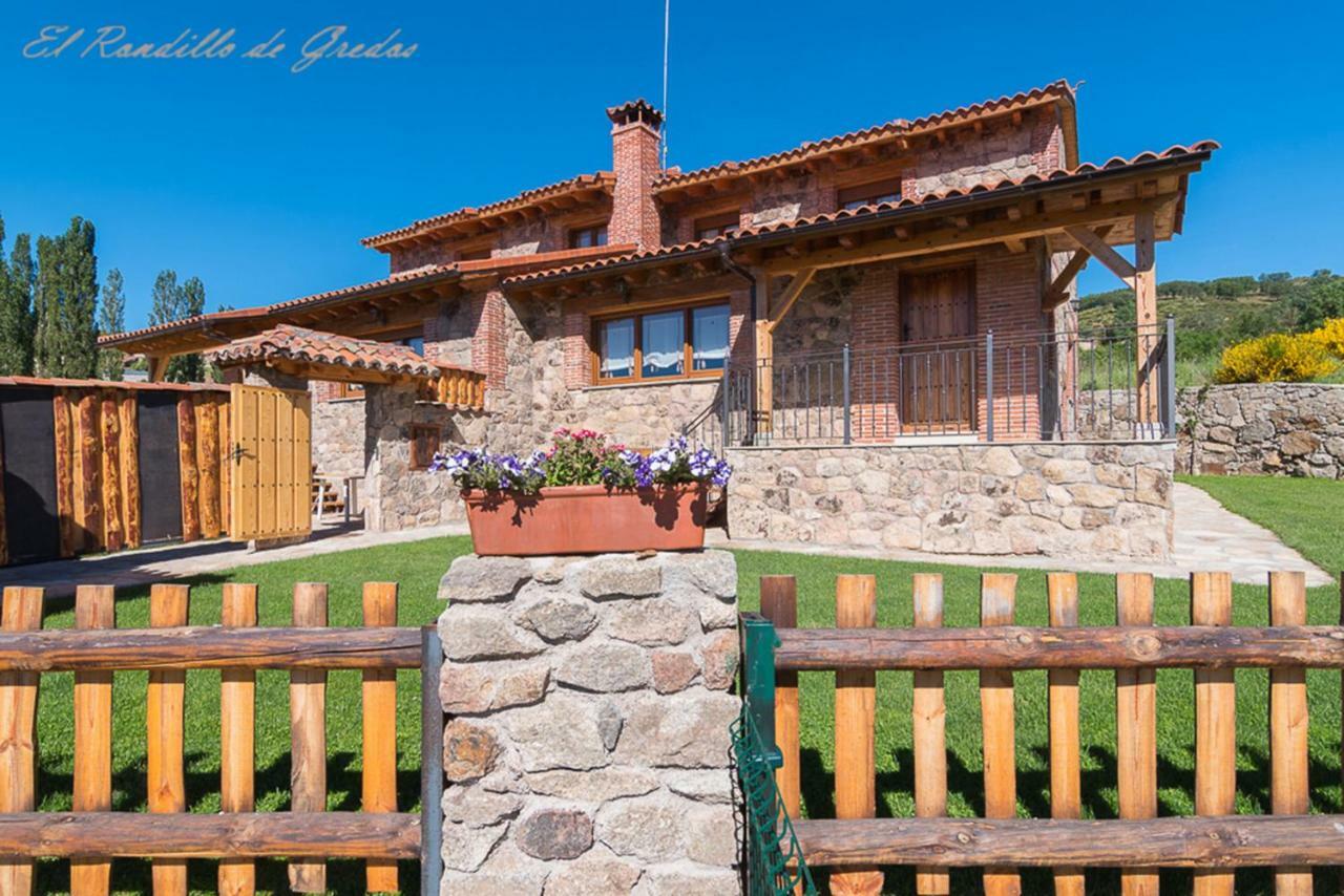 El Rondillo De Gredos Guest House Hoyos del Collado Eksteriør bilde